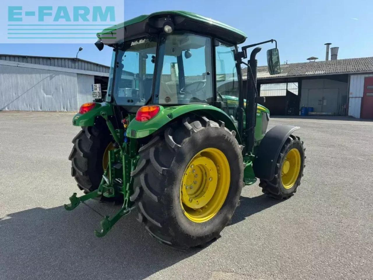 John Deere 5075e - Traktor: slika 3 John Deere 5075e - Traktor: slika 3