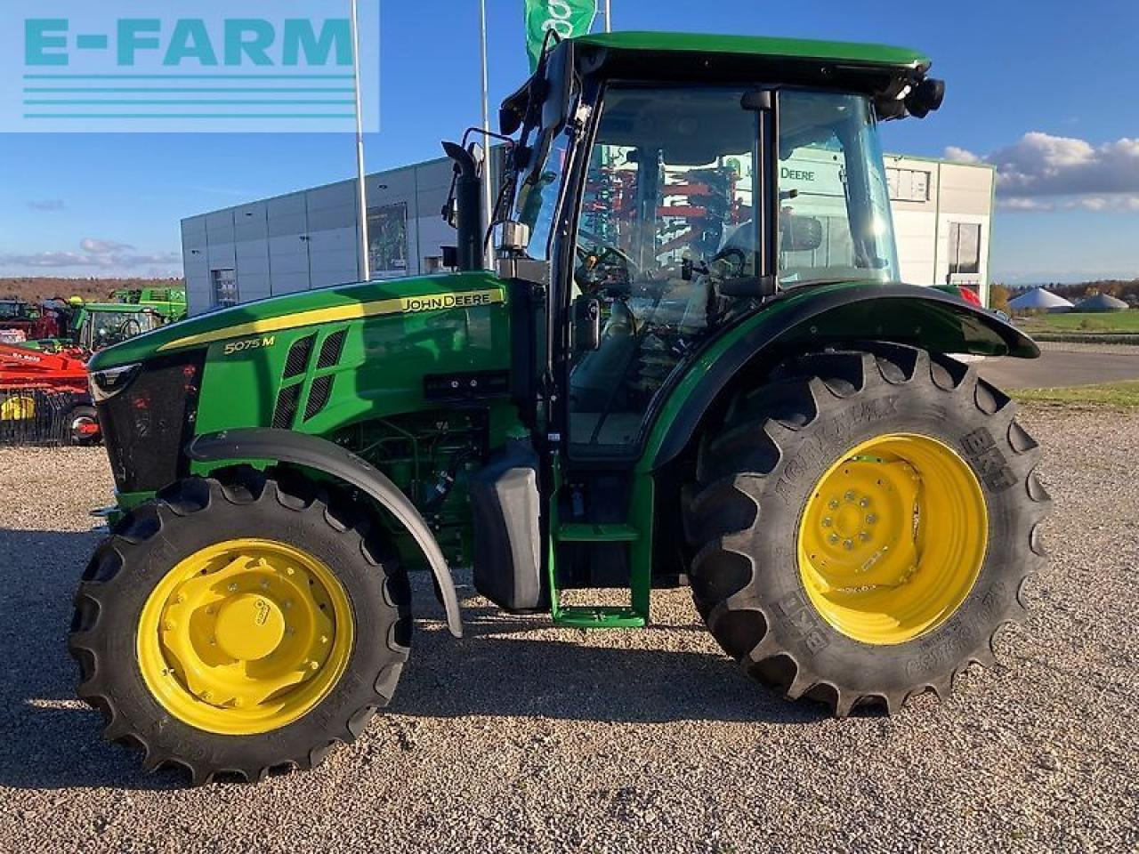 John Deere 5075m - Traktor: slika 1 John Deere 5075m - Traktor: slika 1