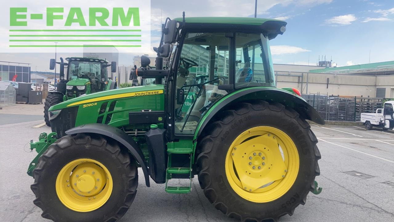 John Deere 5090R - Traktor: slika 2 John Deere 5090R - Traktor: slika 2