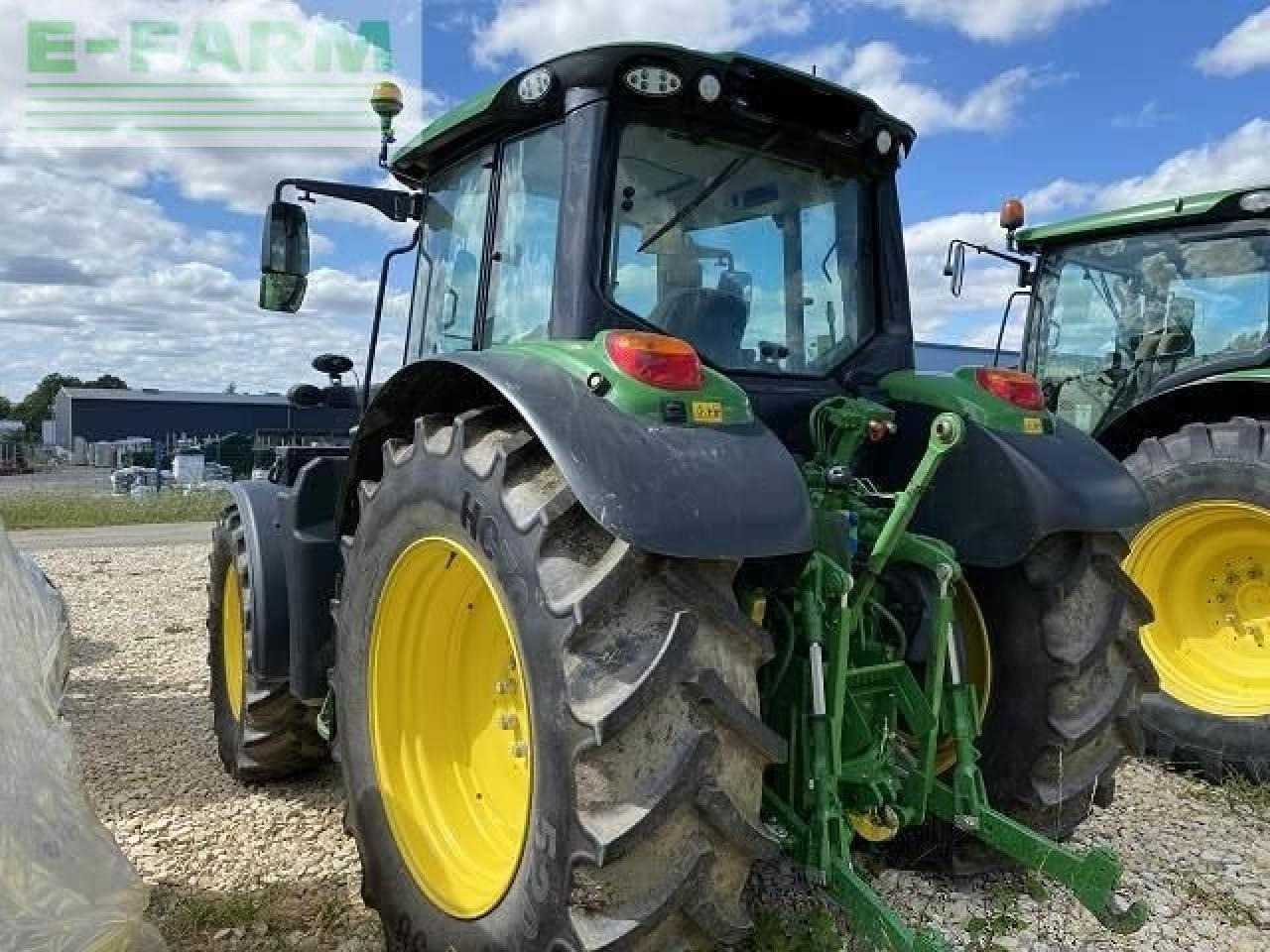 John Deere 6110m - Traktor: slika 2 John Deere 6110m - Traktor: slika 2