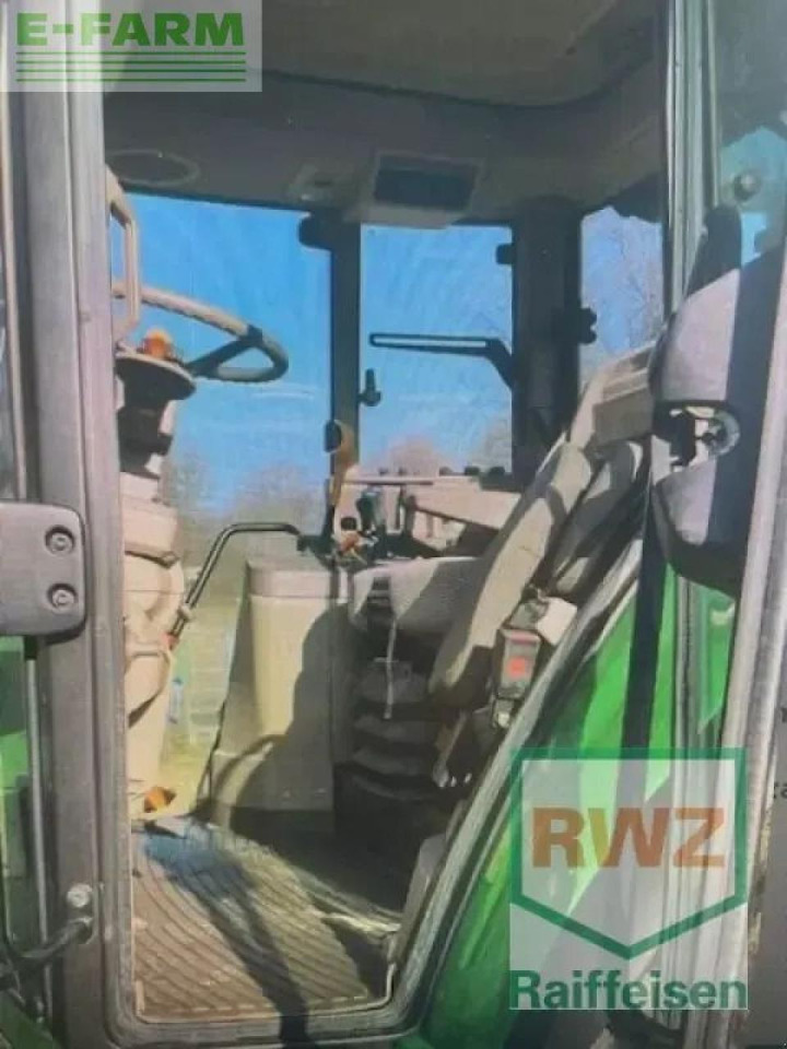 John Deere 6115 m - Mini bager: slika 5 John Deere 6115 m - Mini bager: slika 5