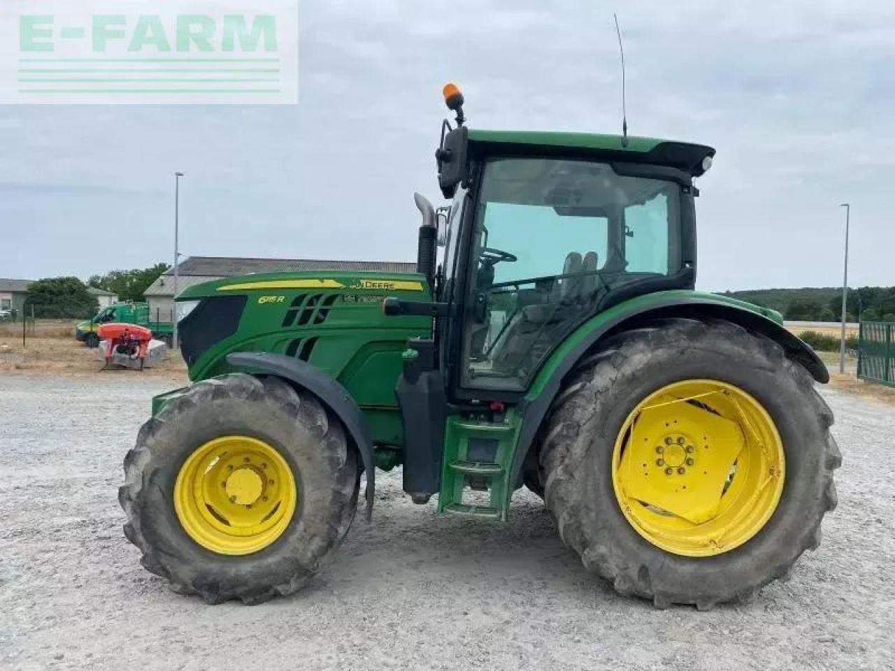 John Deere 6115r - Traktor: slika 2 John Deere 6115r - Traktor: slika 2