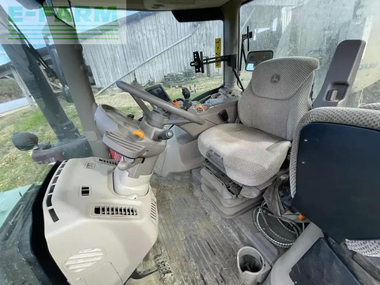 John Deere 6120 r autopower . - Traktor: slika 5 John Deere 6120 r autopower . - Traktor: slika 5