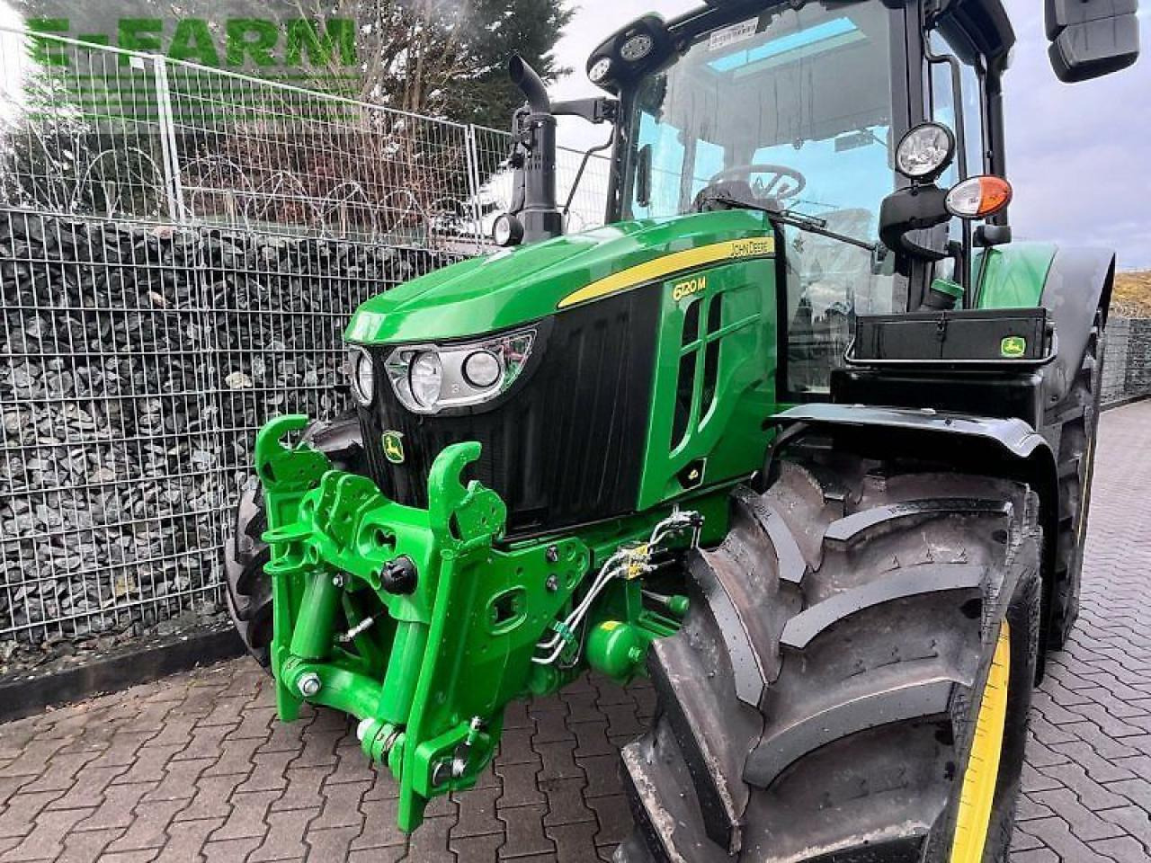 John Deere 6120m - Traktor: slika 2 John Deere 6120m - Traktor: slika 2