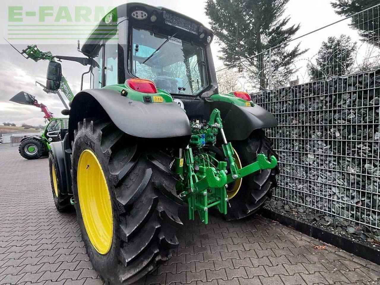 John Deere 6120m - Traktor: slika 5 John Deere 6120m - Traktor: slika 5