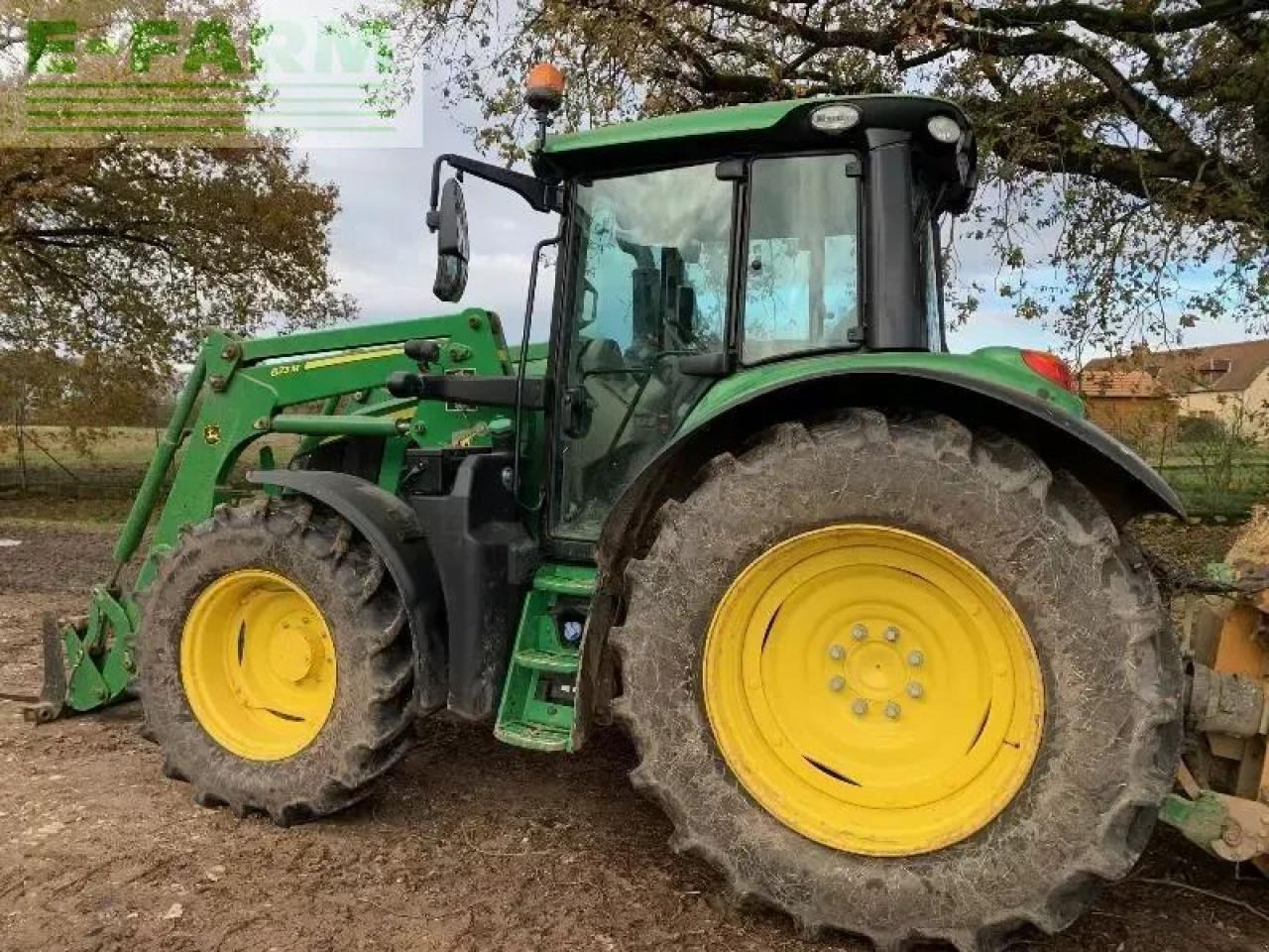John Deere 6120m - Traktor: slika 4 John Deere 6120m - Traktor: slika 4
