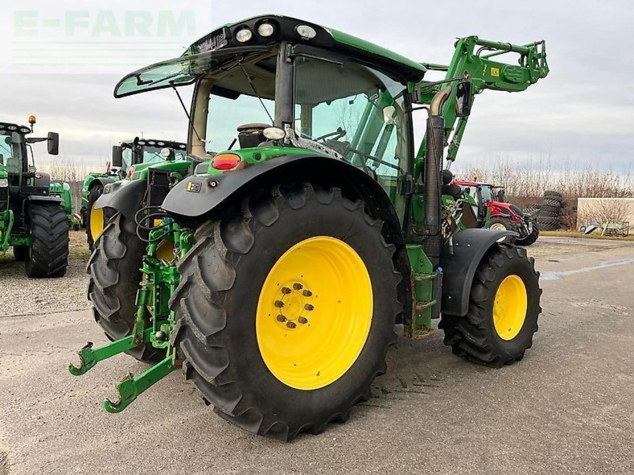 John Deere 6125r - Traktor: slika 4 John Deere 6125r - Traktor: slika 4