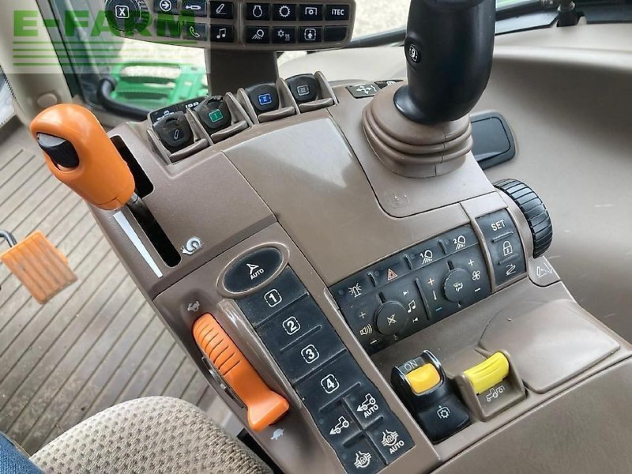Traktor John Deere 6130r: slika 8