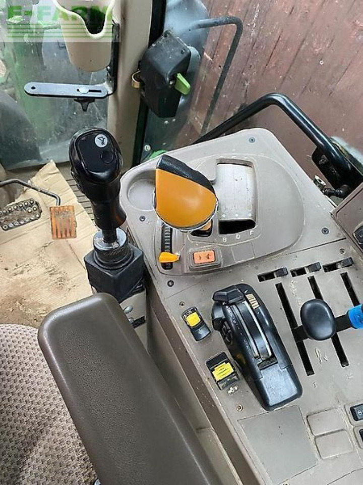 Traktor John Deere 6135 m: slika 12