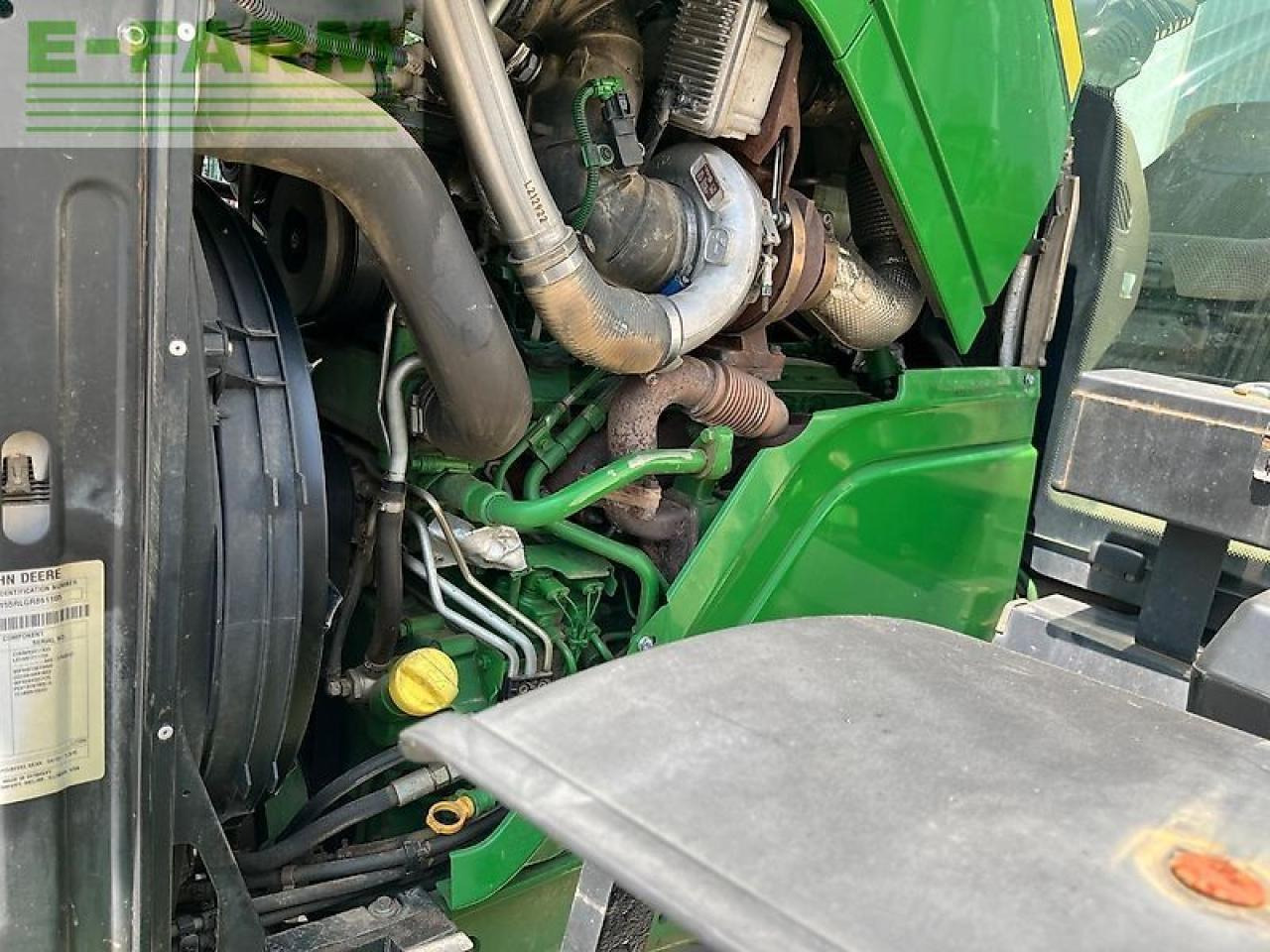 Traktor John Deere 6155 r: slika 15