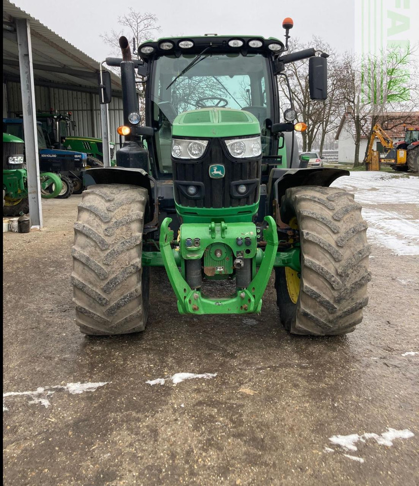 John Deere 6155R - Traktor: slika 2 John Deere 6155R - Traktor: slika 2