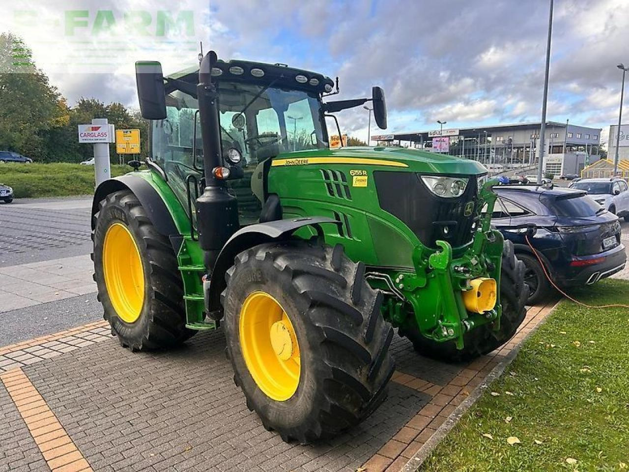 John Deere 6155r commandpro - Traktor: slika 1 John Deere 6155r commandpro - Traktor: slika 1