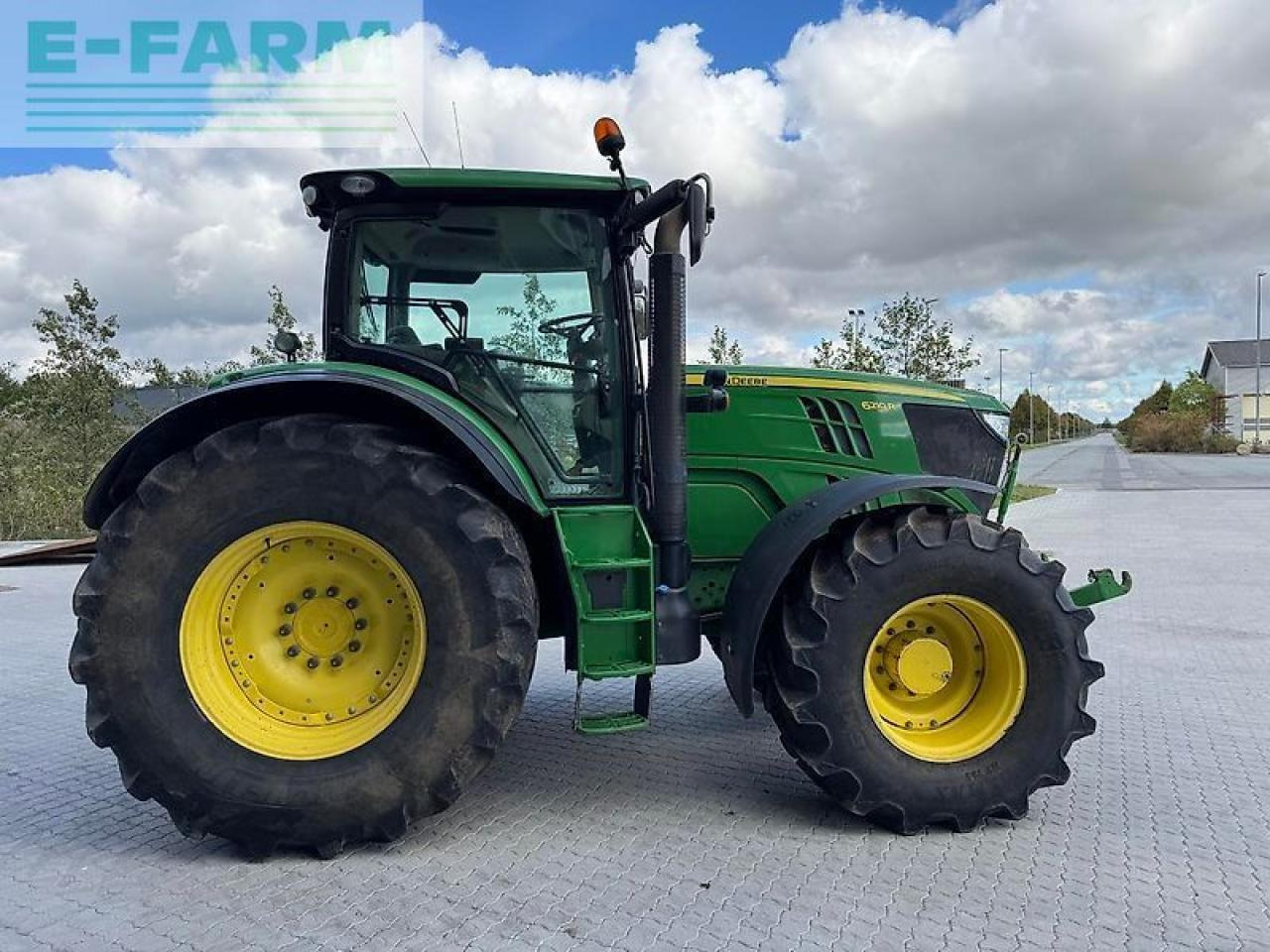 Traktor John Deere 6210: slika 11