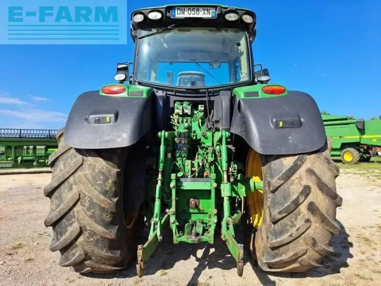 Traktor John Deere 6215r: slika 7