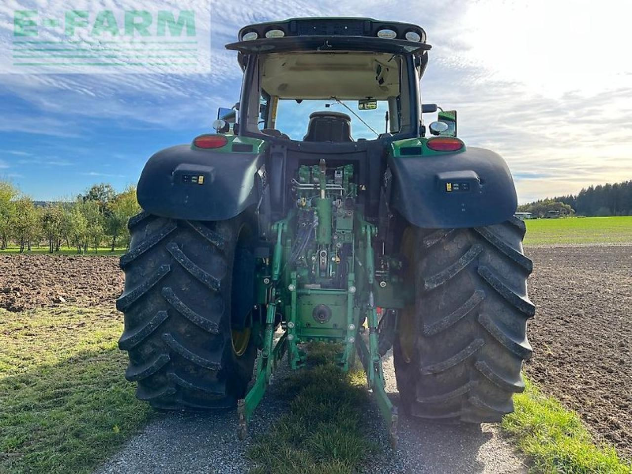 John Deere 6215r - Traktor: slika 5 John Deere 6215r - Traktor: slika 5