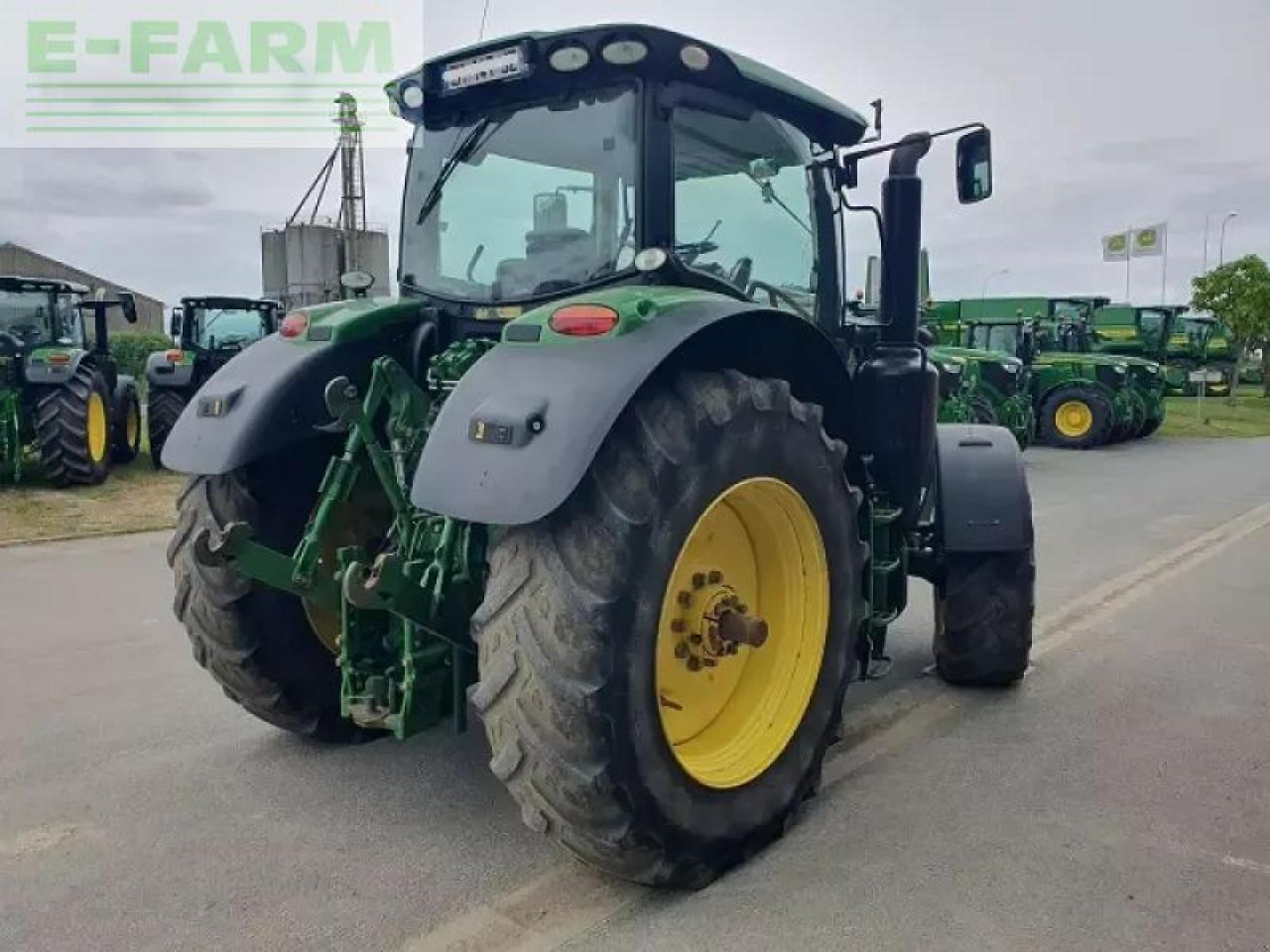 John Deere 6215r - Traktor: slika 3 John Deere 6215r - Traktor: slika 3