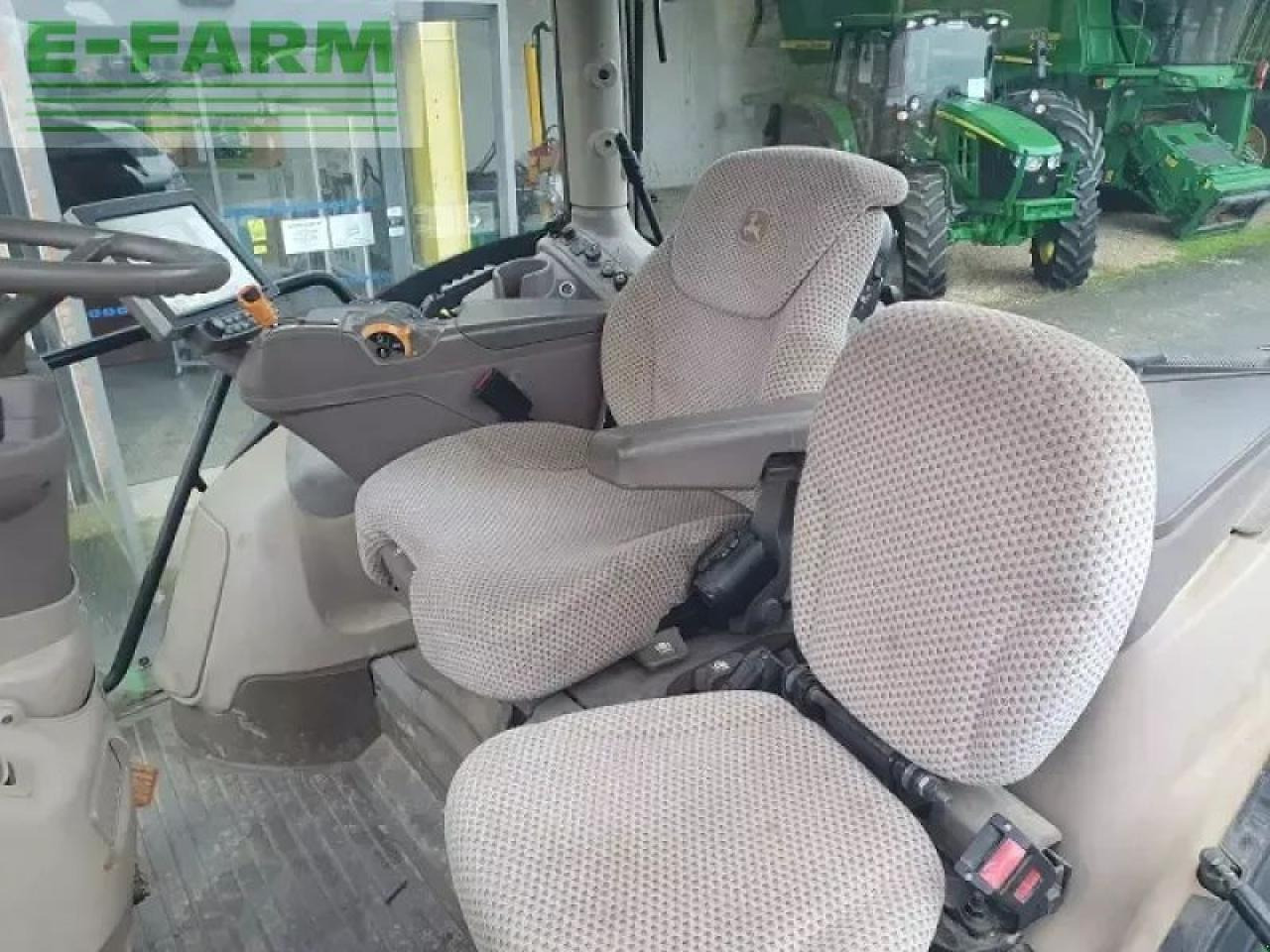 John Deere 6215r - Traktor: slika 5 John Deere 6215r - Traktor: slika 5