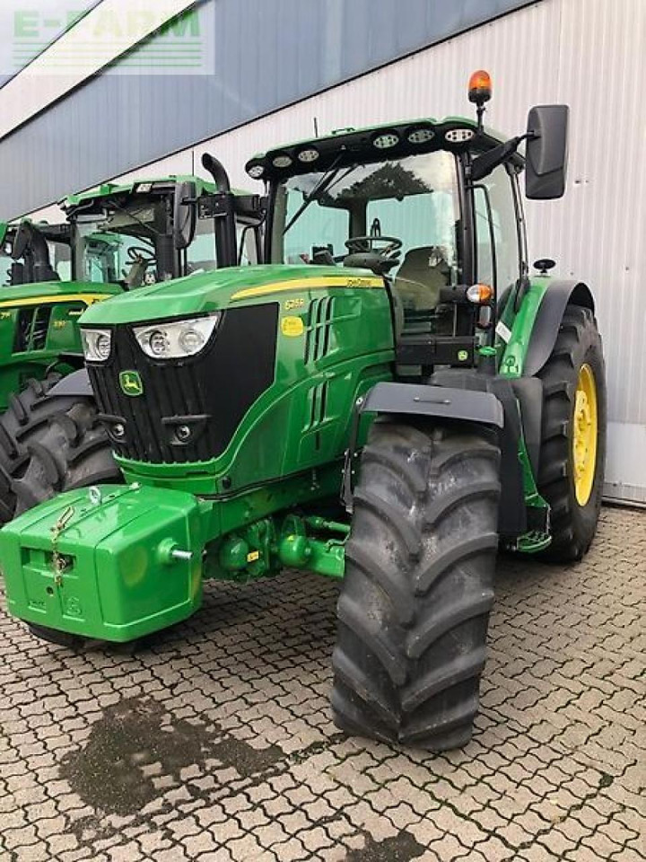 John Deere 6215r - Traktor: slika 2 John Deere 6215r - Traktor: slika 2