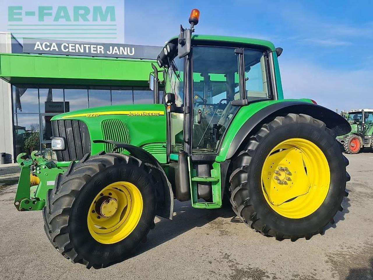 John Deere 6220 premium - Traktor: slika 3 John Deere 6220 premium - Traktor: slika 3
