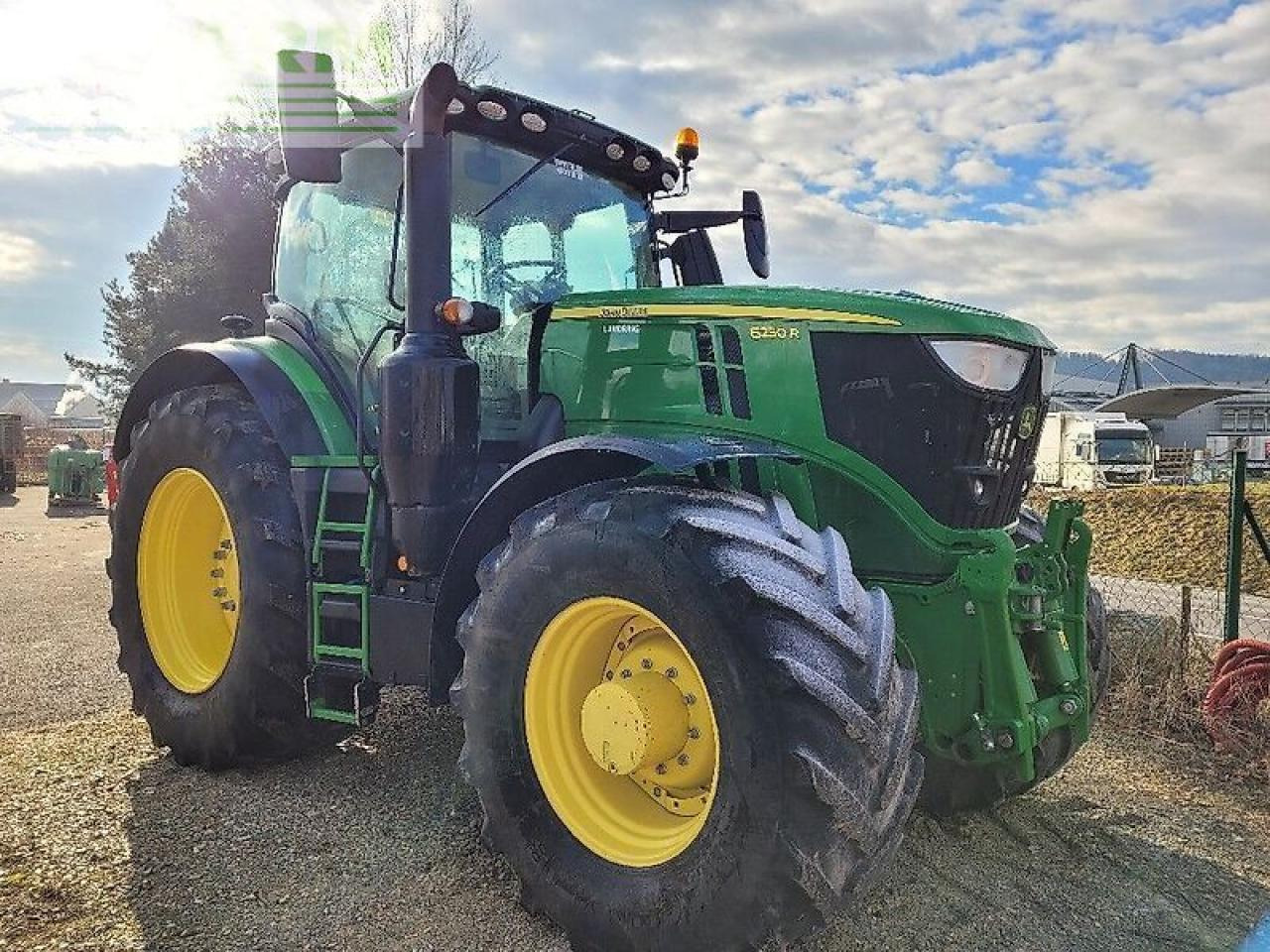 John Deere 6250 r - Traktor: slika 1 John Deere 6250 r - Traktor: slika 1