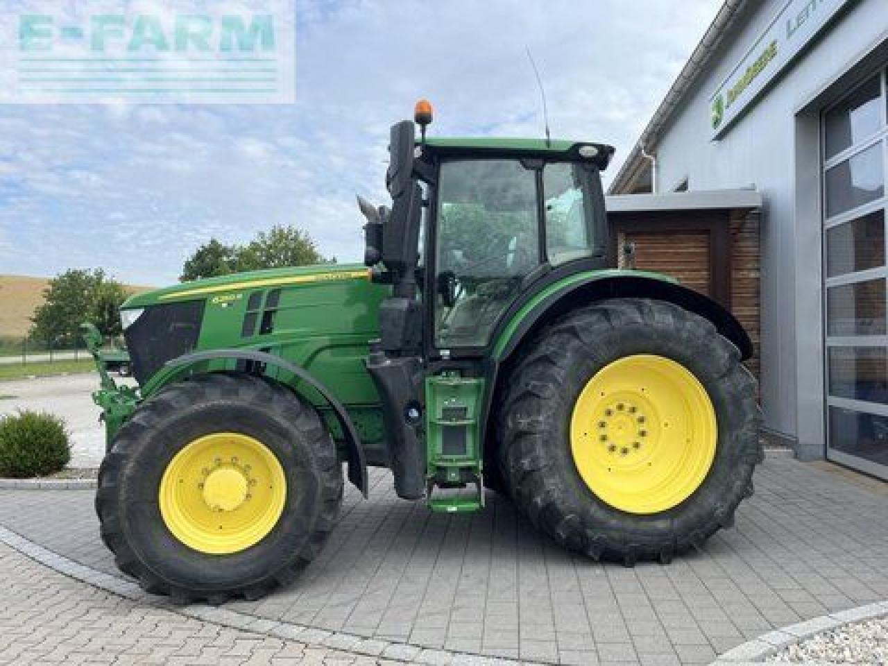 John Deere 6250r - Traktor: slika 2 John Deere 6250r - Traktor: slika 2