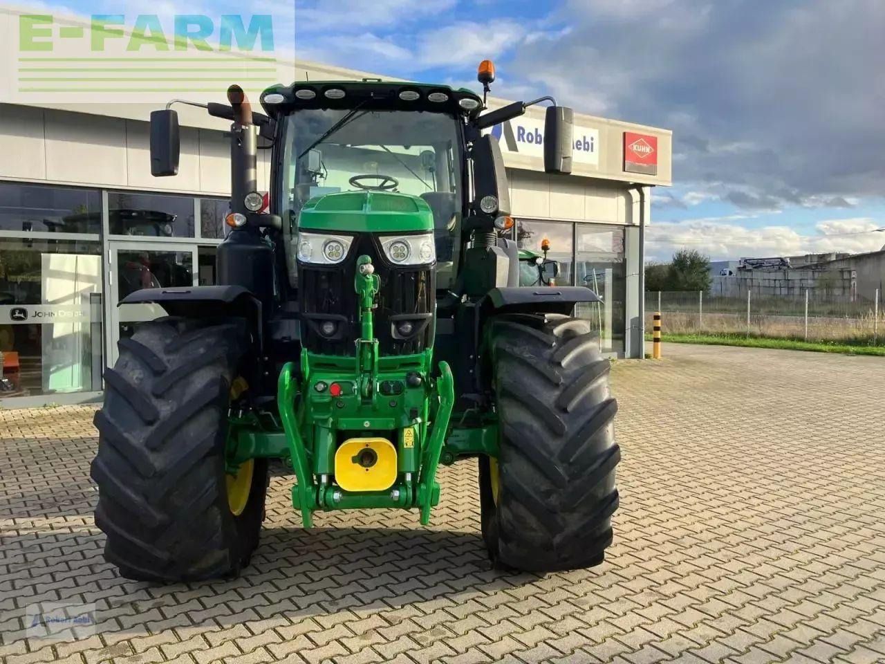 Traktor John Deere 6250r: slika 6