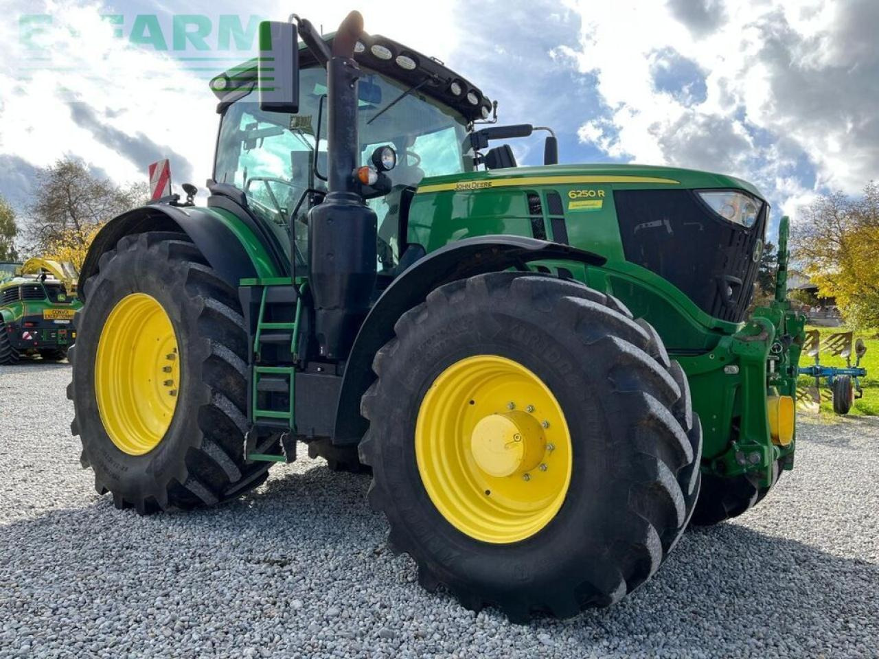 John Deere 6250r - Traktor: slika 2 John Deere 6250r - Traktor: slika 2