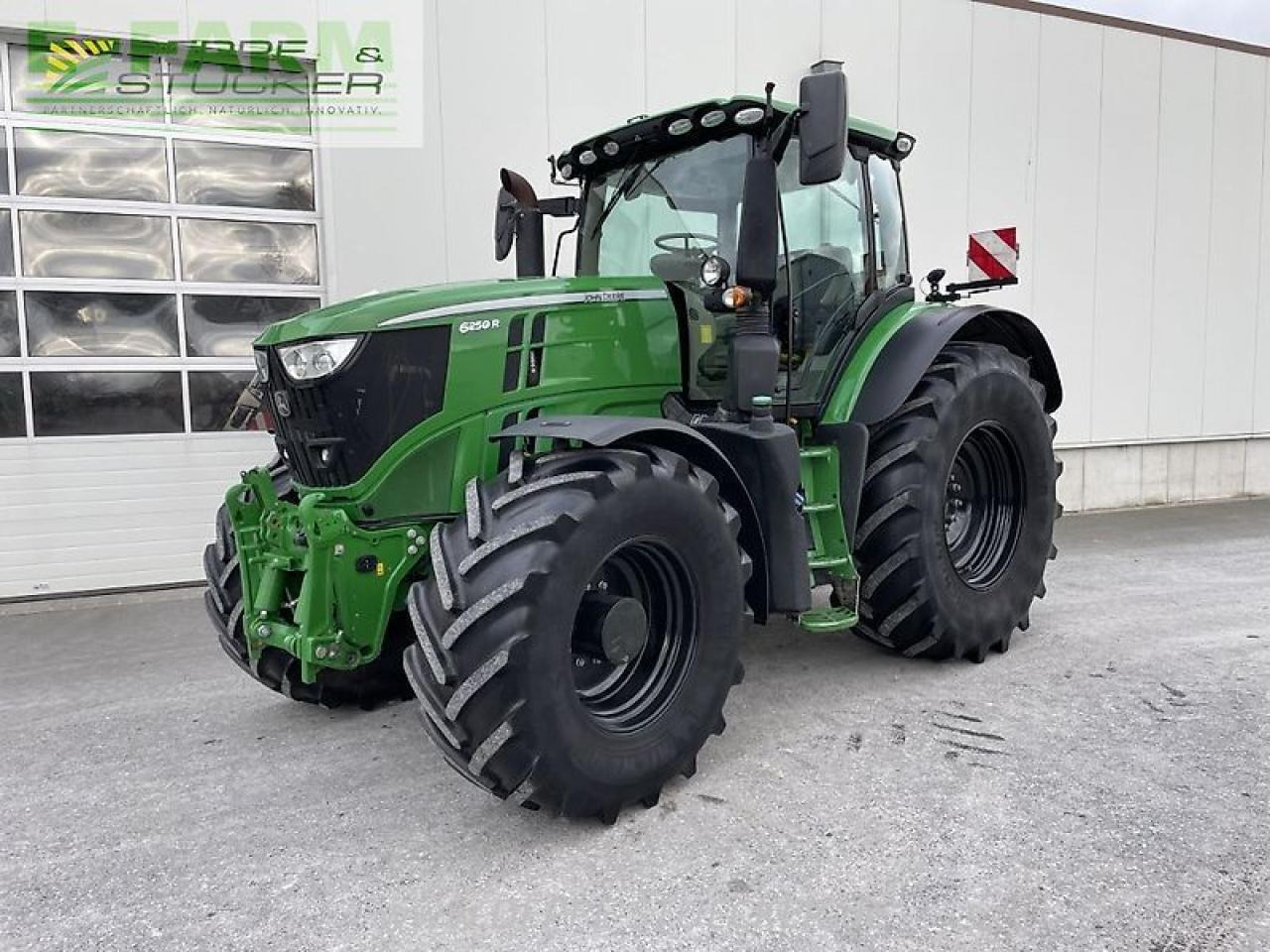 John Deere 6250r - Traktor: slika 1 John Deere 6250r - Traktor: slika 1