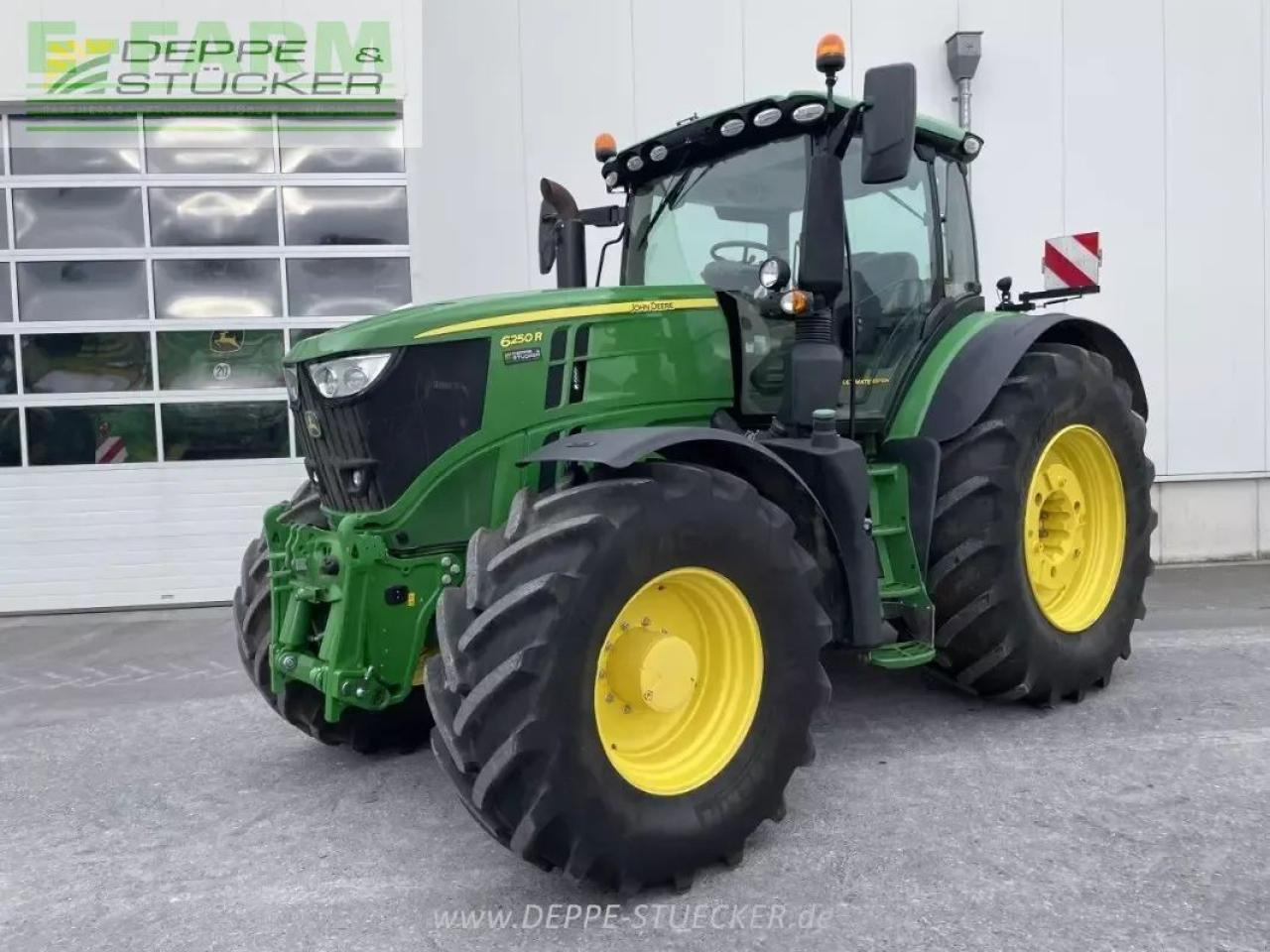 John Deere 6250r - Traktor: slika 1 John Deere 6250r - Traktor: slika 1