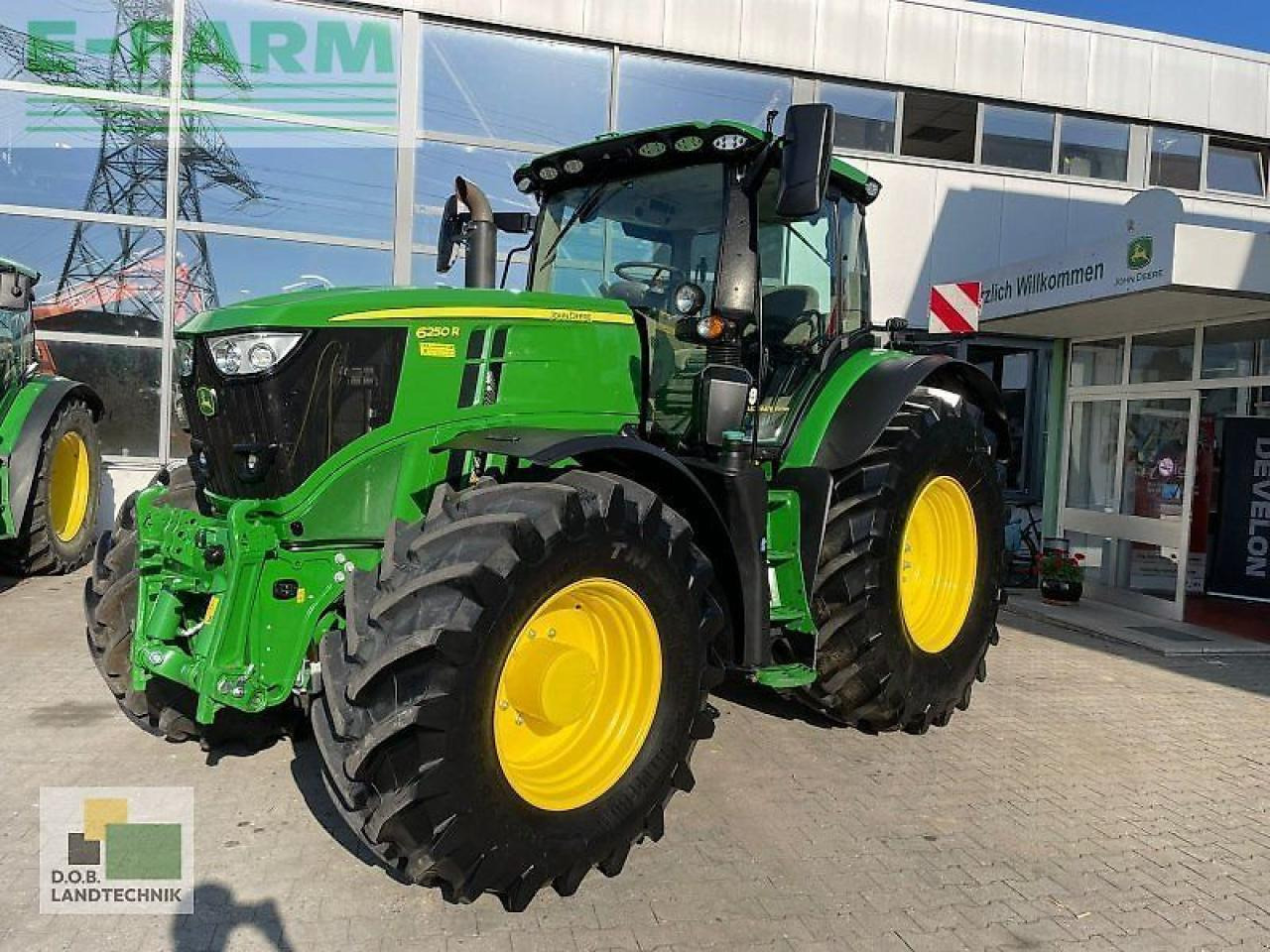 John Deere 6250r - Traktor: slika 1 John Deere 6250r - Traktor: slika 1