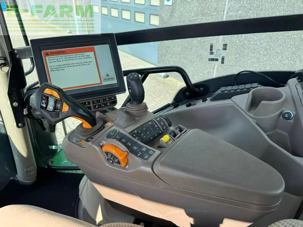 John Deere 6250r - Traktor: slika 4 John Deere 6250r - Traktor: slika 4