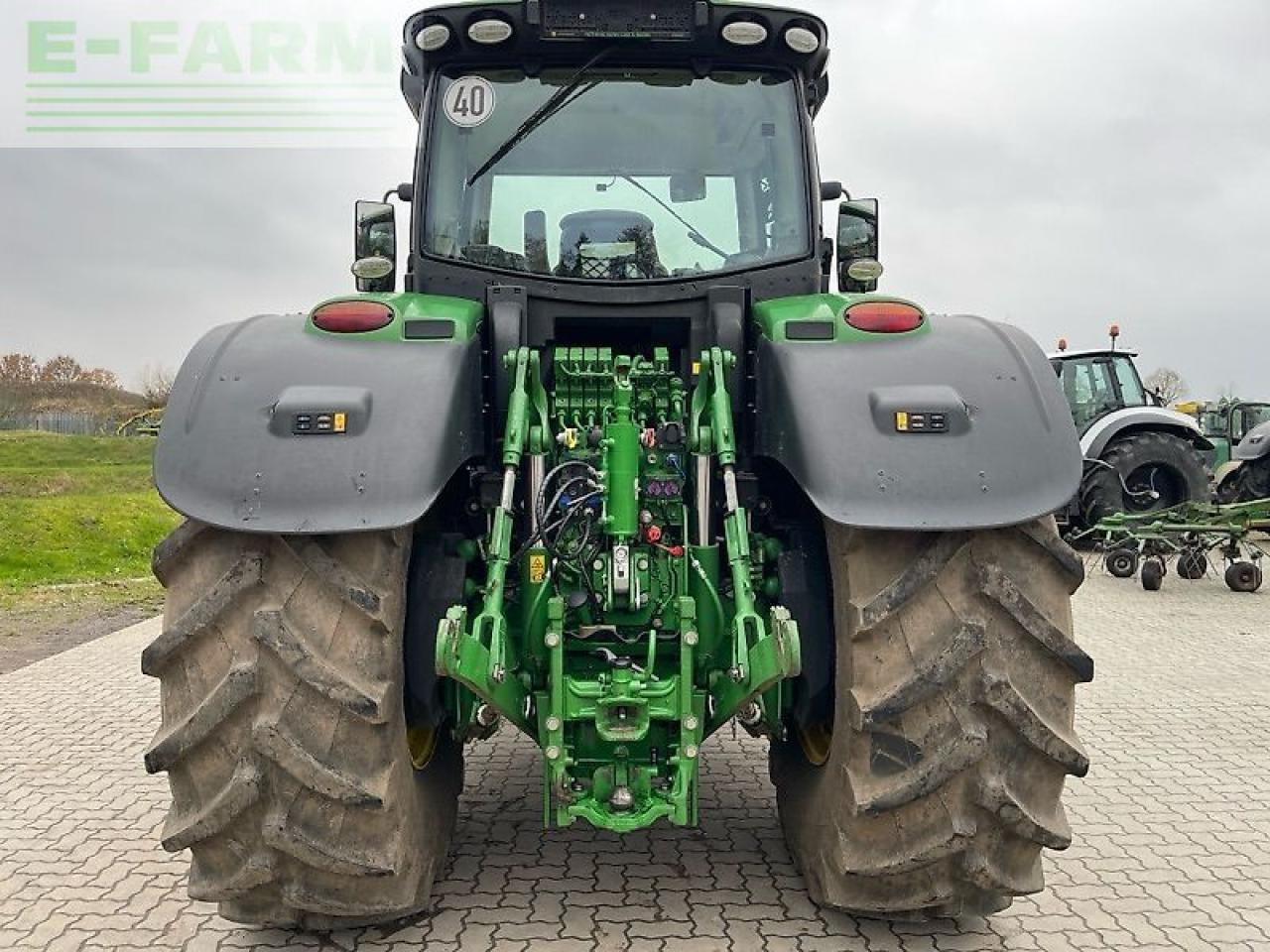 John Deere 6250r - Traktor: slika 4 John Deere 6250r - Traktor: slika 4