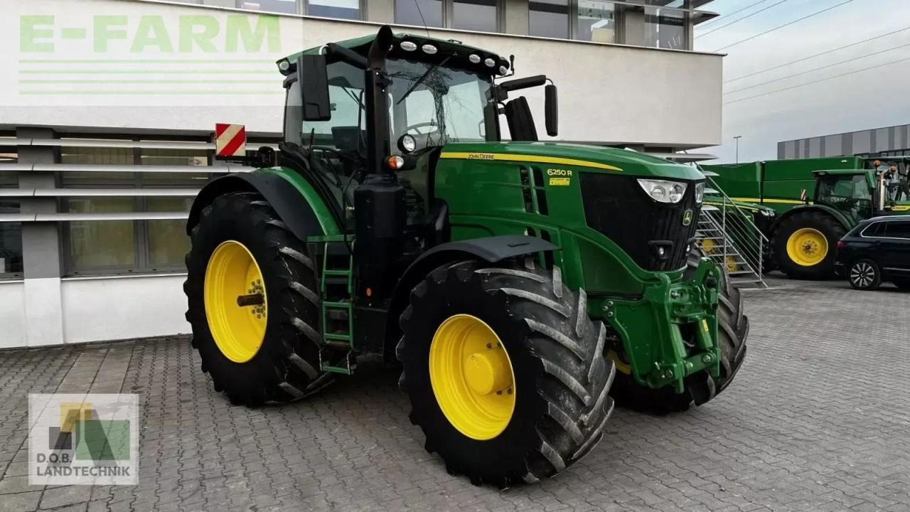 John Deere 6250r - Traktor: slika 4 John Deere 6250r - Traktor: slika 4