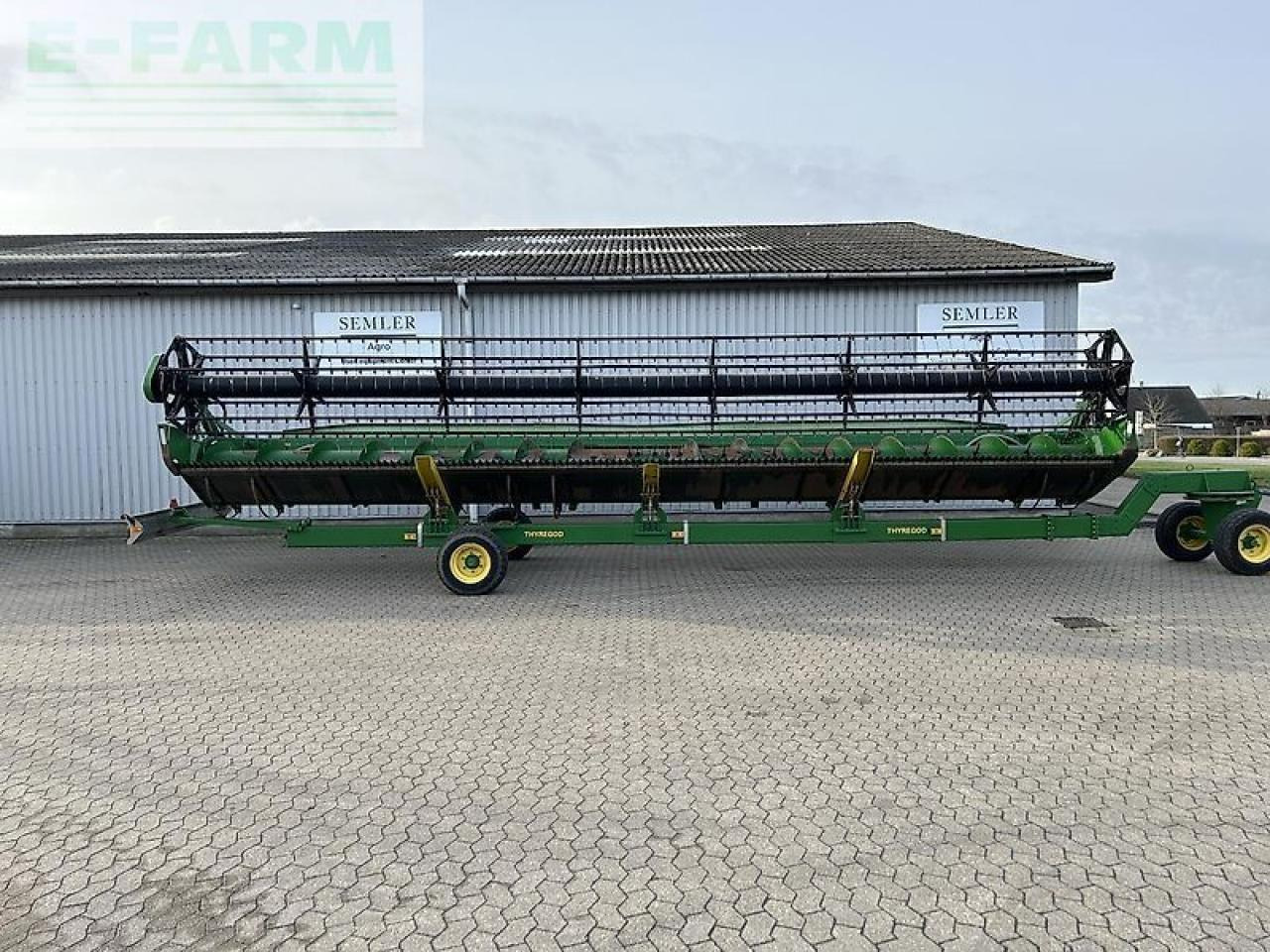 John Deere 635r - Priključek za kombajn za krmo: slika 1 John Deere 635r - Priključek za kombajn za krmo: slika 1