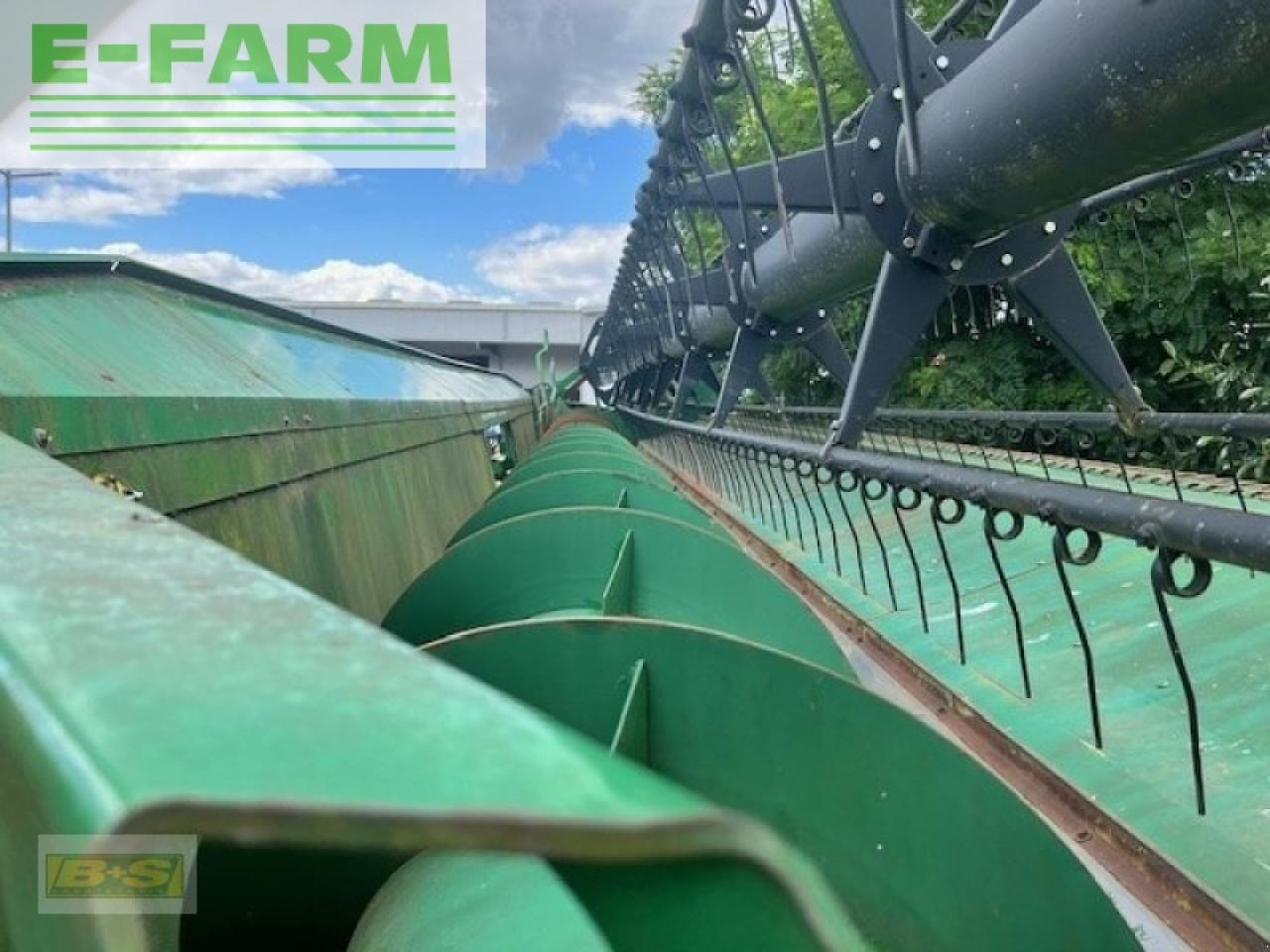 John Deere 635r inkl. rapsvorsatz und wagen - Glava za kombajn: slika 5 John Deere 635r inkl. rapsvorsatz und wagen - Glava za kombajn: slika 5