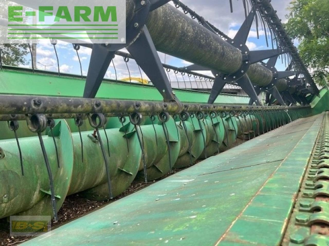 John Deere 635r inkl. rapsvorsatz und wagen - Glava za kombajn: slika 3 John Deere 635r inkl. rapsvorsatz und wagen - Glava za kombajn: slika 3