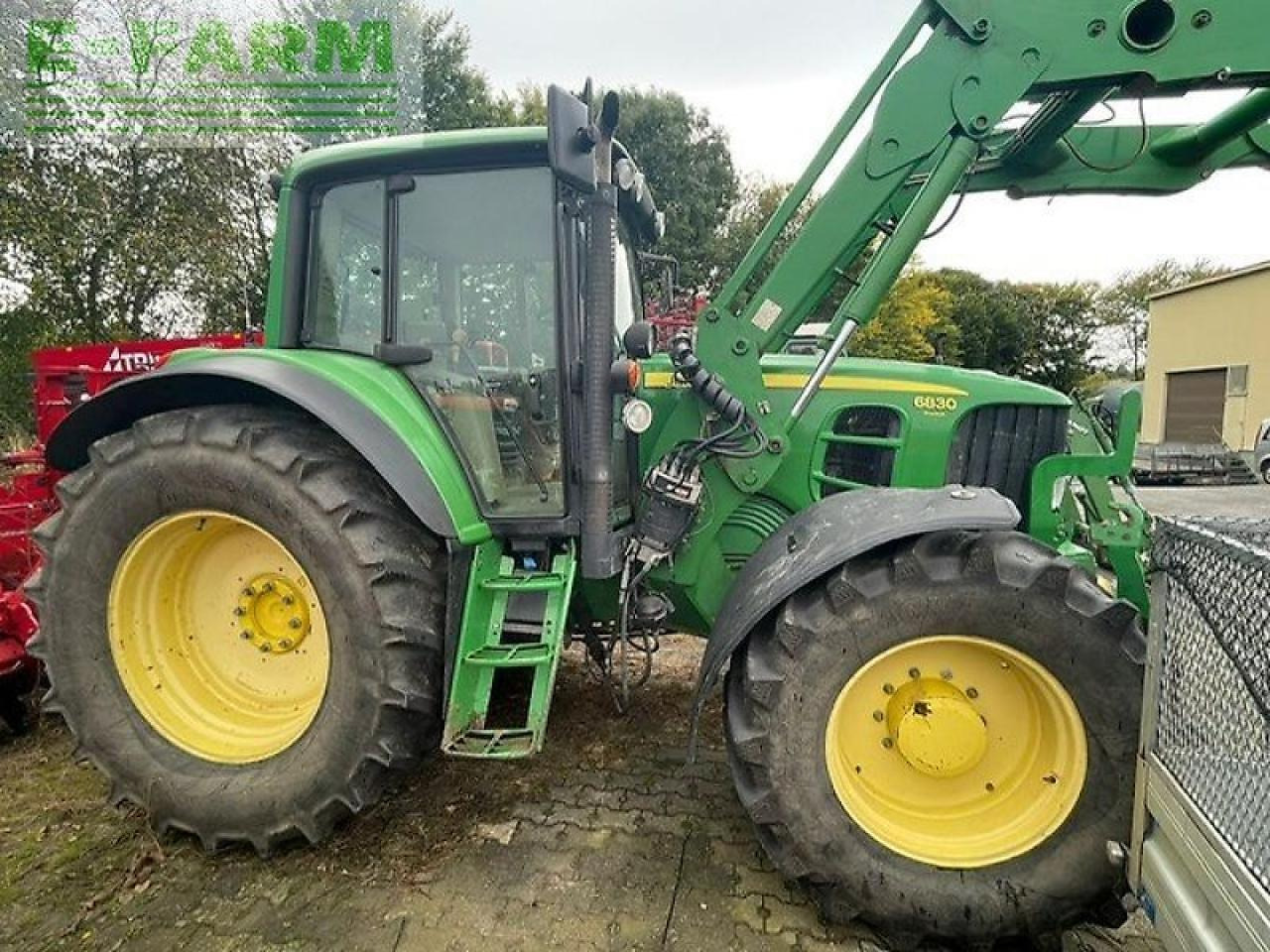 John Deere 6830 premium - Traktor: slika 2 John Deere 6830 premium - Traktor: slika 2