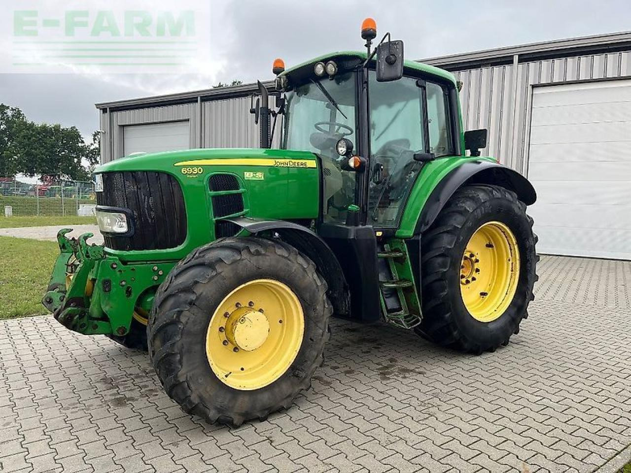 John Deere 6930 premium - Traktor: slika 1 John Deere 6930 premium - Traktor: slika 1
