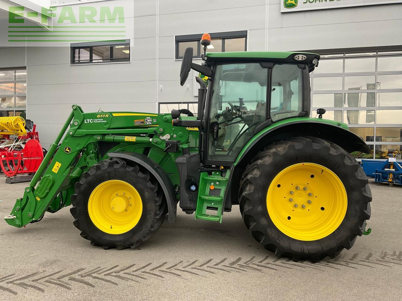 John Deere 6R 150 - Traktor: slika 2 John Deere 6R 150 - Traktor: slika 2