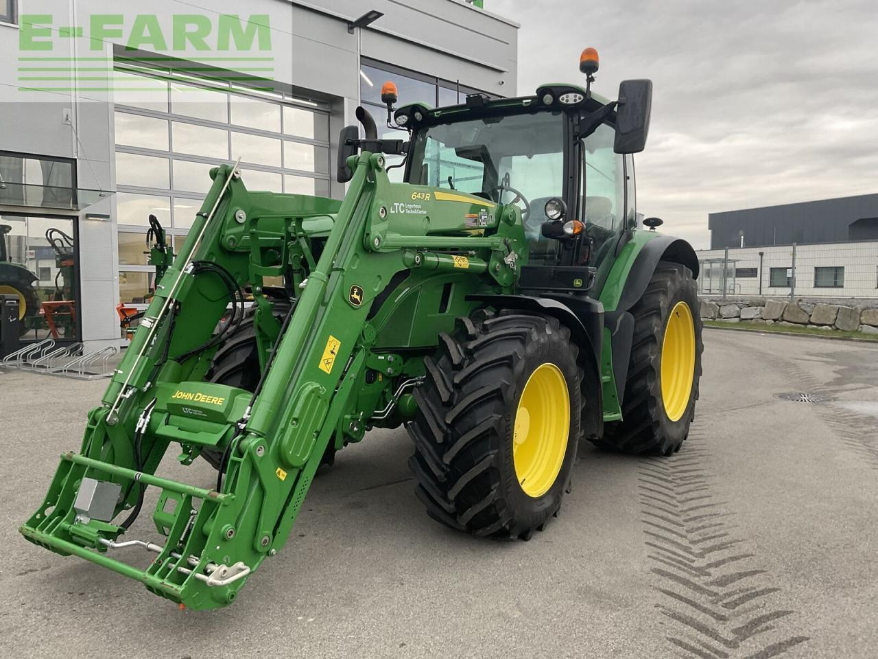 John Deere 6r 150 - Traktor: slika 1 John Deere 6r 150 - Traktor: slika 1
