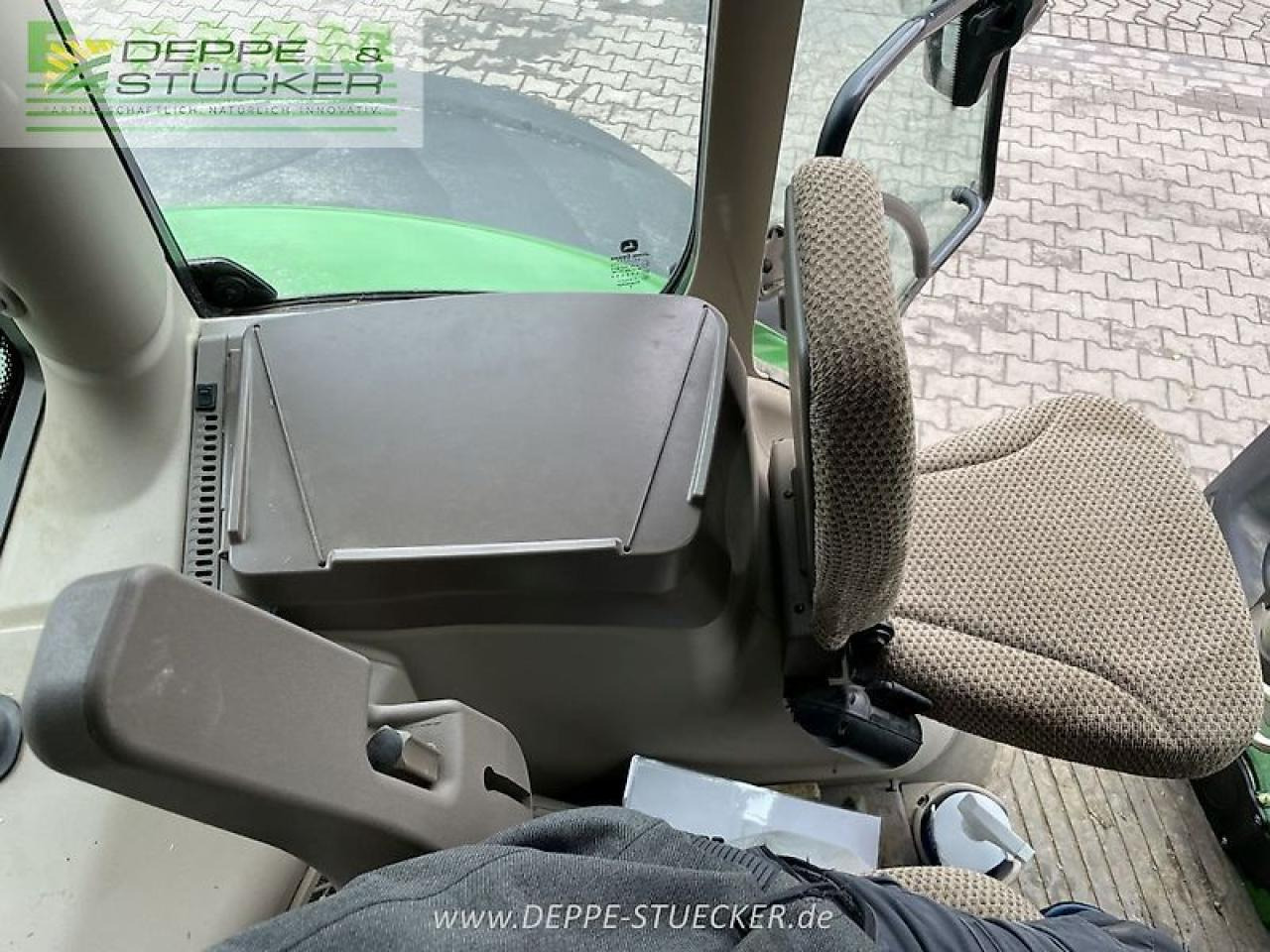 John Deere 6r 175 - Traktor: slika 2 John Deere 6r 175 - Traktor: slika 2