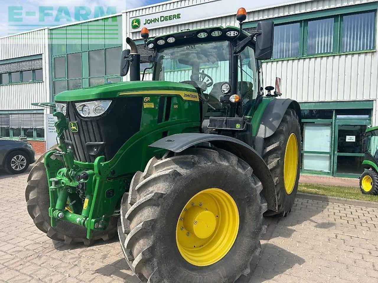 John Deere 6r 195 - Traktor: slika 1 John Deere 6r 195 - Traktor: slika 1