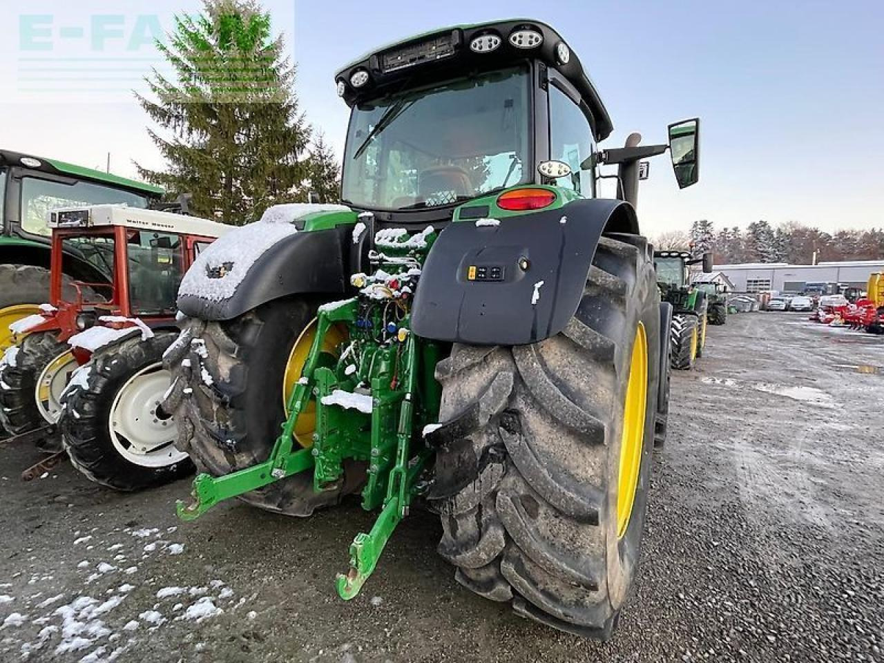 John Deere 6r 215 - Traktor: slika 4 John Deere 6r 215 - Traktor: slika 4