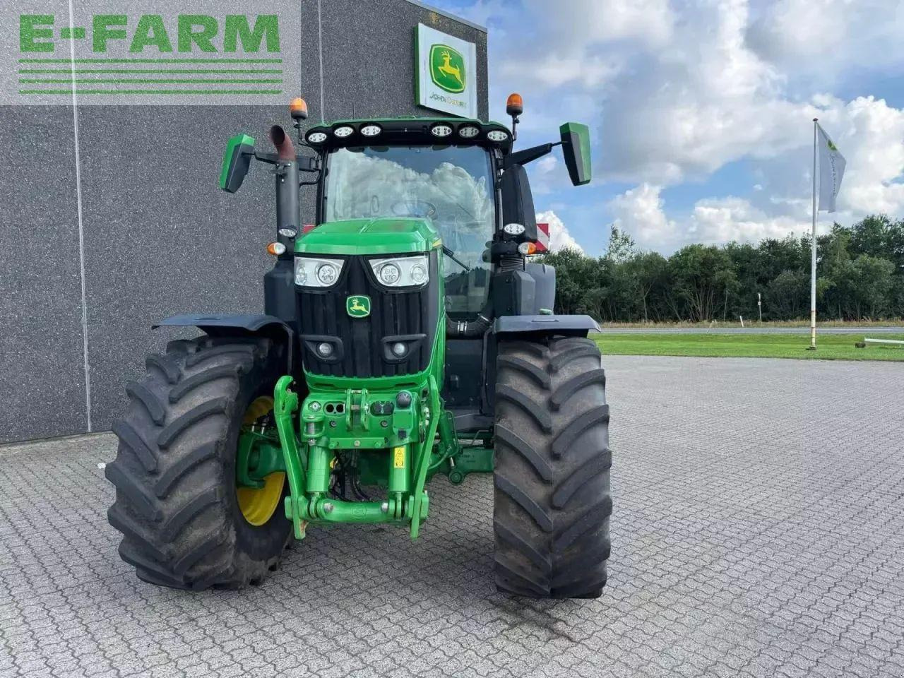 John Deere 6r 250 - Traktor: slika 2 John Deere 6r 250 - Traktor: slika 2