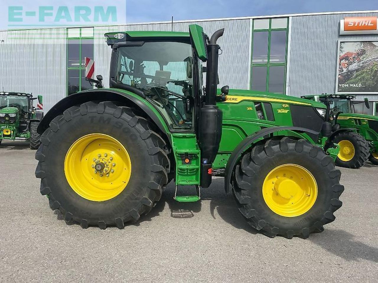 John Deere 6r215 / 6r 215 - Traktor: slika 1 John Deere 6r215 / 6r 215 - Traktor: slika 1