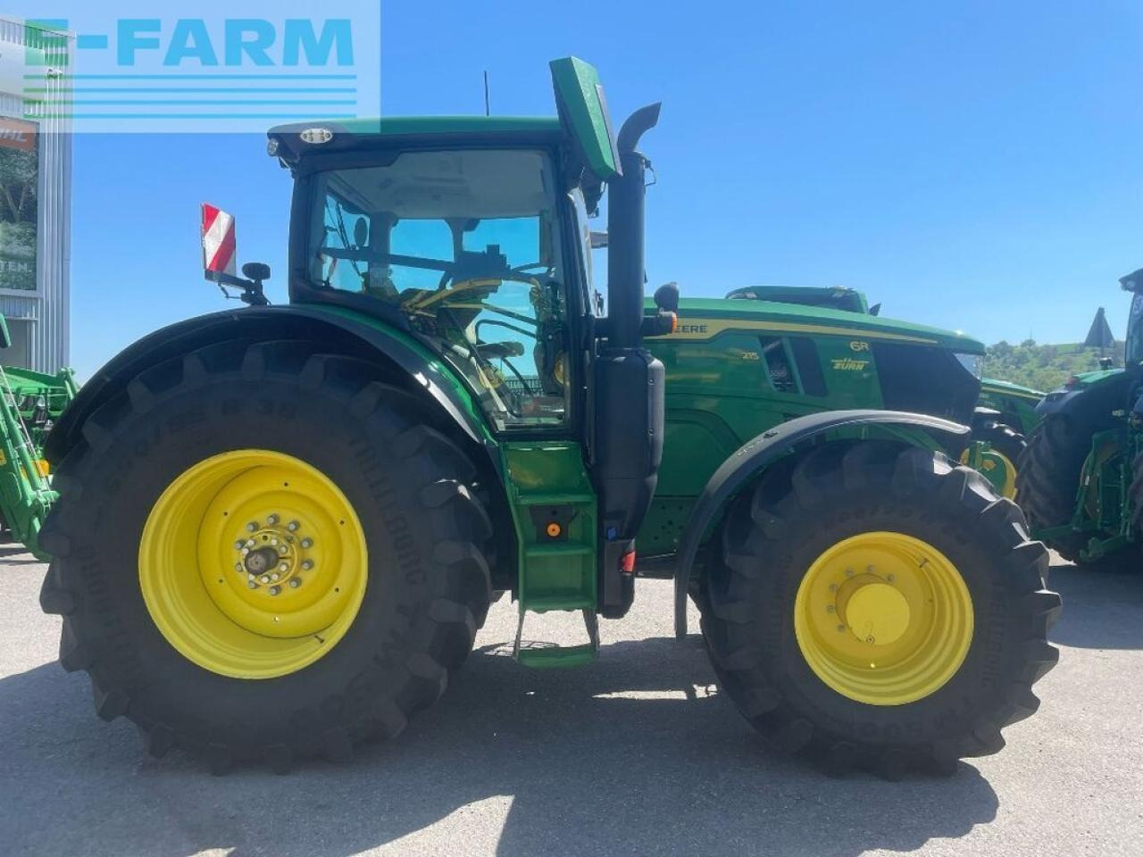 John Deere 6r215 / 6r 215 - Traktor: slika 2 John Deere 6r215 / 6r 215 - Traktor: slika 2