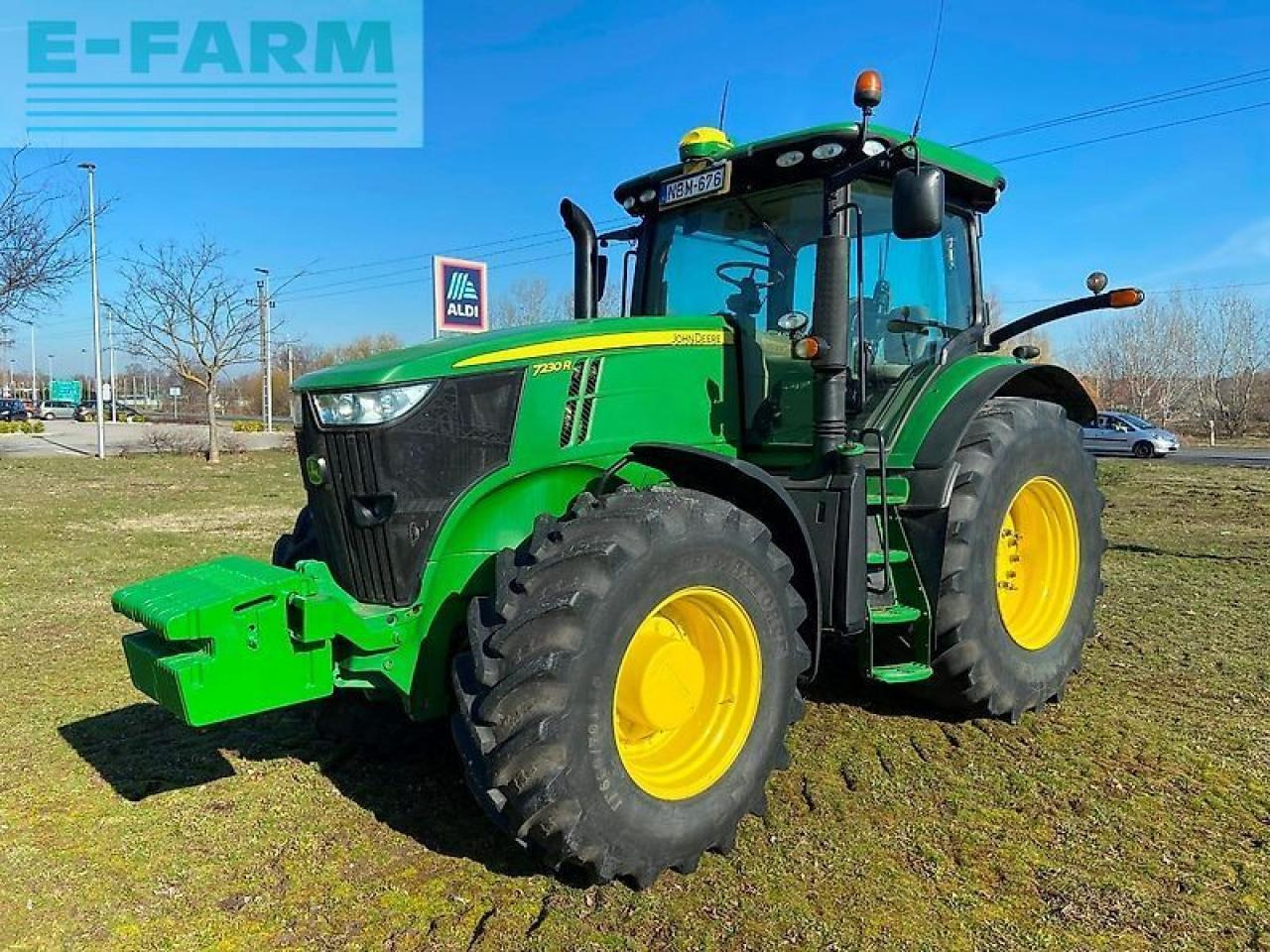 John Deere 7230r - Traktor: slika 1 John Deere 7230r - Traktor: slika 1