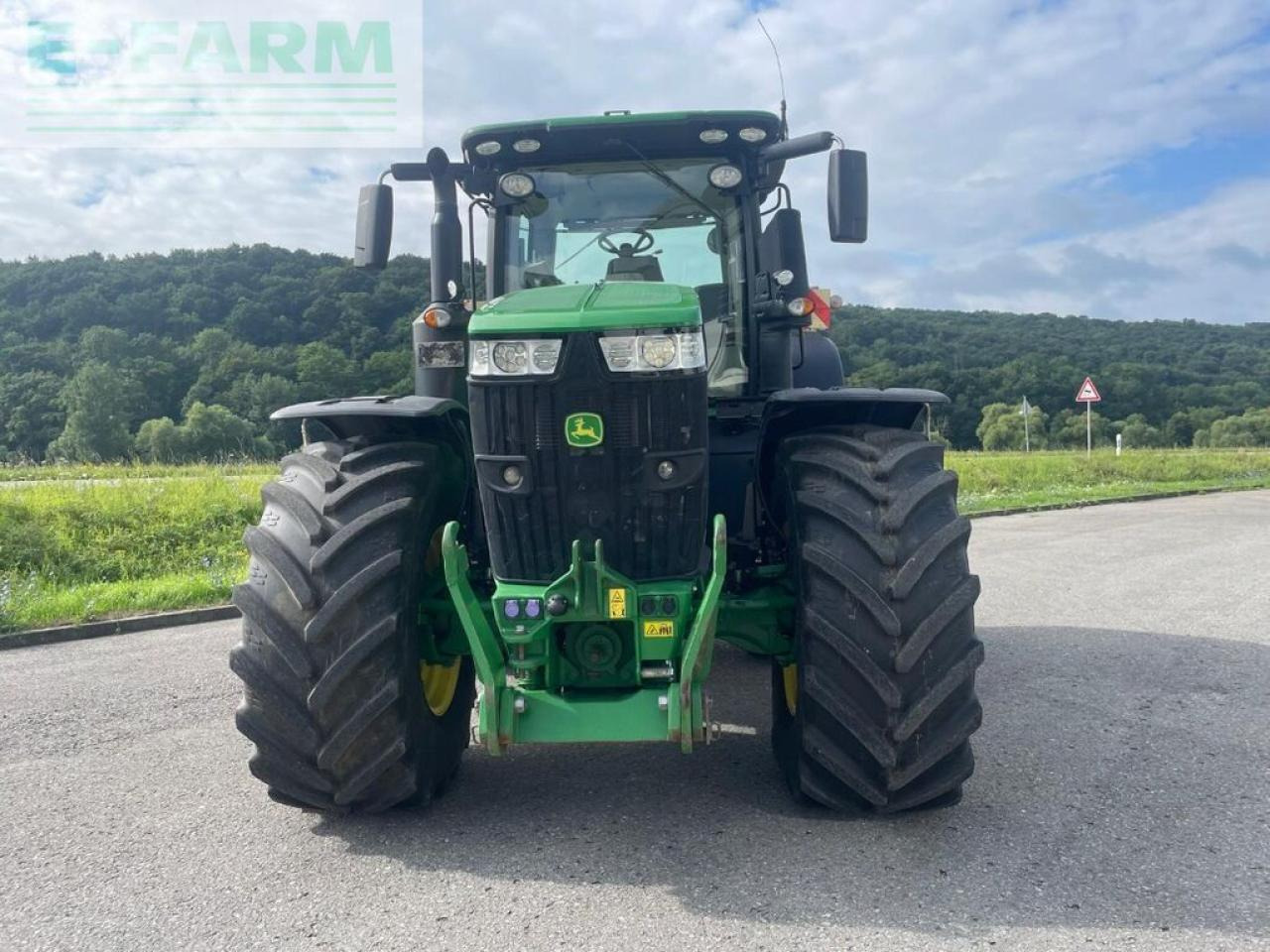 John Deere 7310r - Traktor: slika 4 John Deere 7310r - Traktor: slika 4