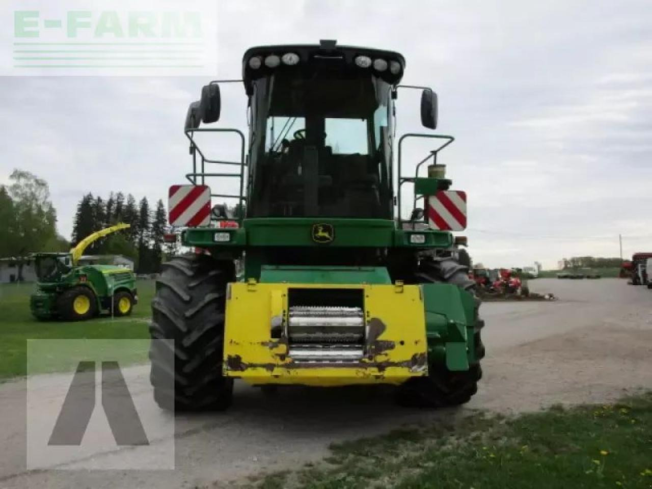 John Deere 7350i - Kombajn za krmo: slika 4 John Deere 7350i - Kombajn za krmo: slika 4