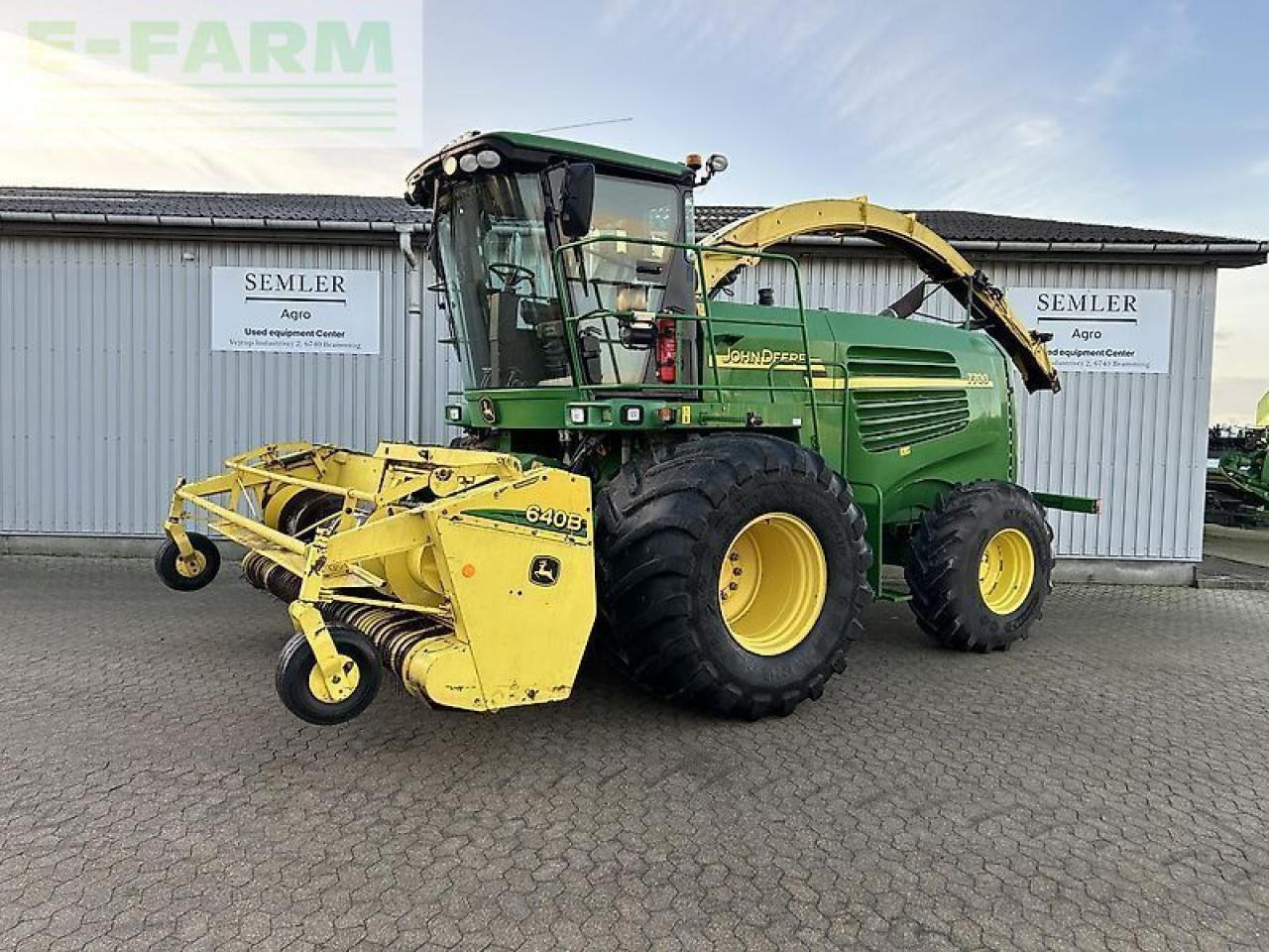 John Deere 7700 - Traktor: slika 1 John Deere 7700 - Traktor: slika 1